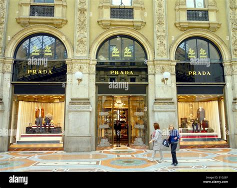 prada e store italia|prada stores near me.